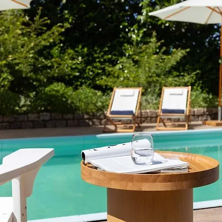 Stylish 12p With Private Pool In The Veluwe Гардерен
